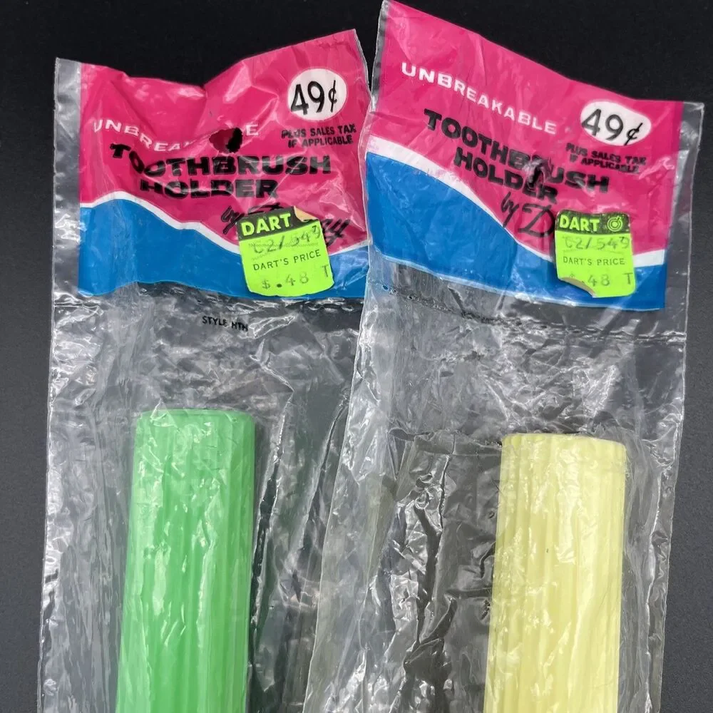 Lot of 2 Vintage Retro Plastic Travel 6